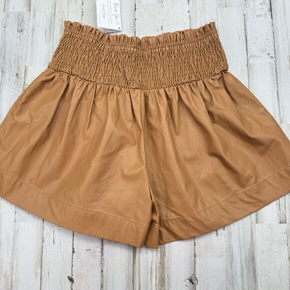 New Soft Vegan Leather Pleated Mini Shorts Cognac Carmel Medium Smocked Waist - Picture 2 of 10